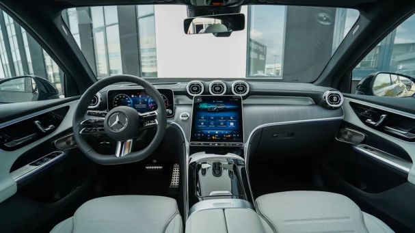 Mercedes-Benz GLC 300 190 kW image number 9