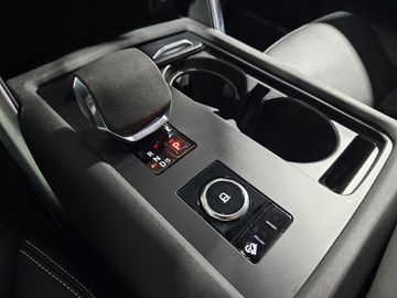 Car image 23