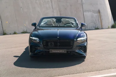 Car image 43