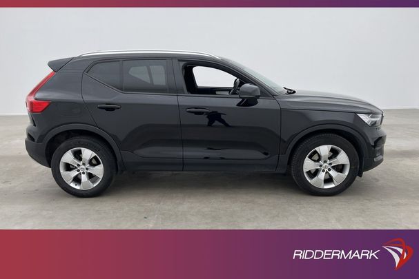 Volvo XC40 D3 AWD Momentum 110 kW image number 6