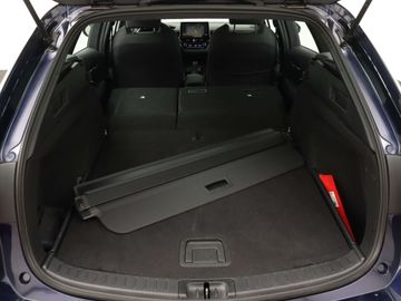 Car image 37