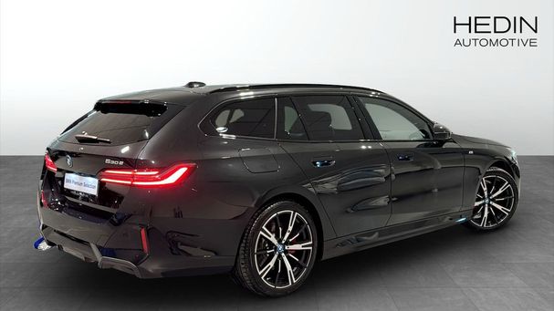 BMW 530 Touring xDrive 221 kW image number 3