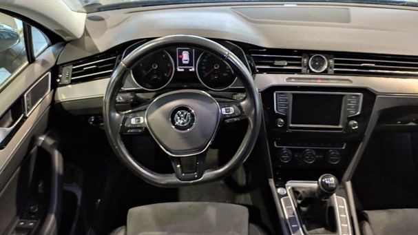 Volkswagen Passat Variant 2.0 TDI Highline 110 kW image number 7