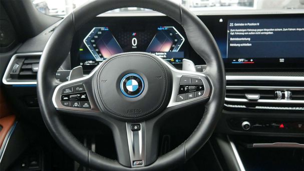 BMW 330 Touring e xDrive 215 kW image number 9