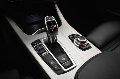 Car image 37