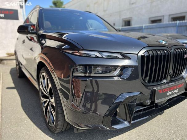 BMW X7 M60i xDrive 390 kW image number 11