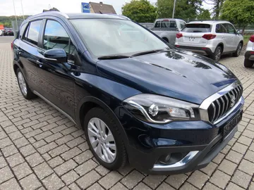 Car image 2