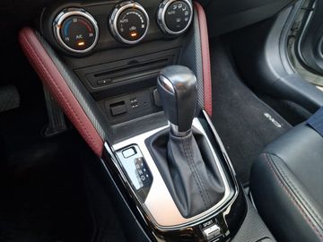 Car image 16