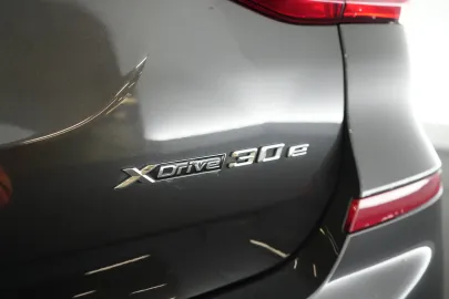 Car image 32