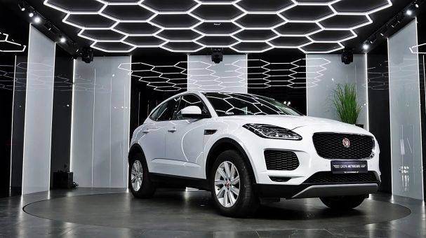 Jaguar E-Pace AWD 147 kW image number 13