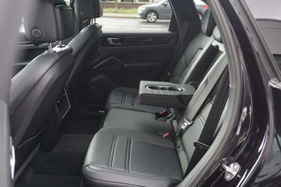 Car image 41