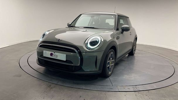 Mini Cooper Essential 100 kW image number 1