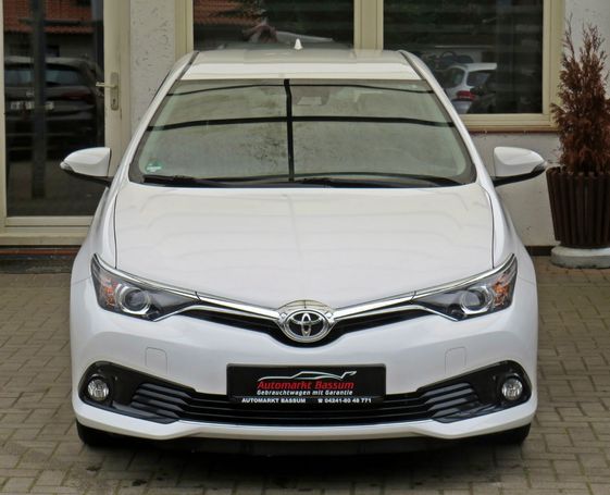 Toyota Auris 85 kW image number 4