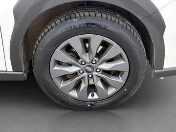 Car image 32