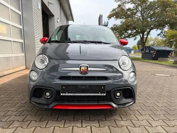 Car image 2