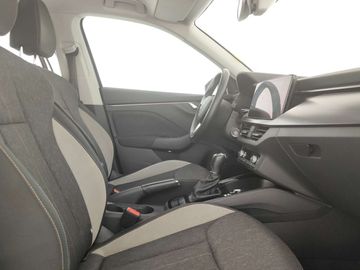 Car image 37