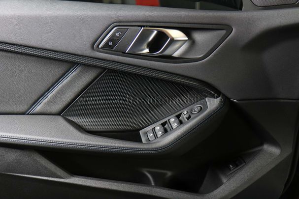 BMW 120i M Sport 131 kW image number 4