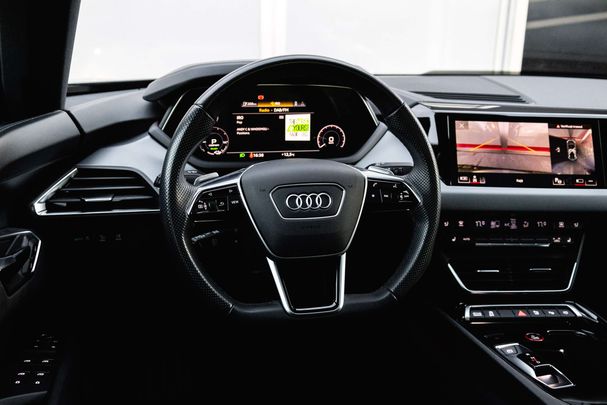 Audi e-tron GT quattro 350 kW image number 16