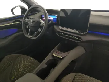 Car image 39