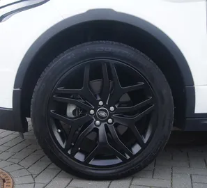 Car image 36