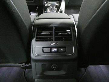 Car image 38