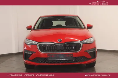 Car image 3