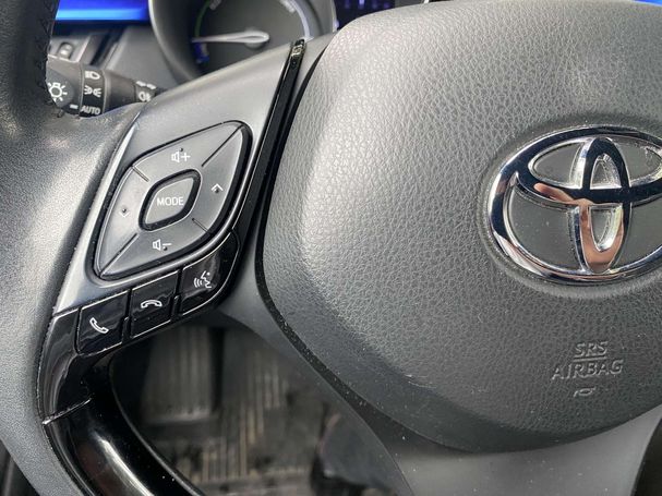 Toyota C-HR 1.8 Hybrid Bi-Tone 90 kW image number 16