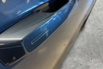 Car image 33