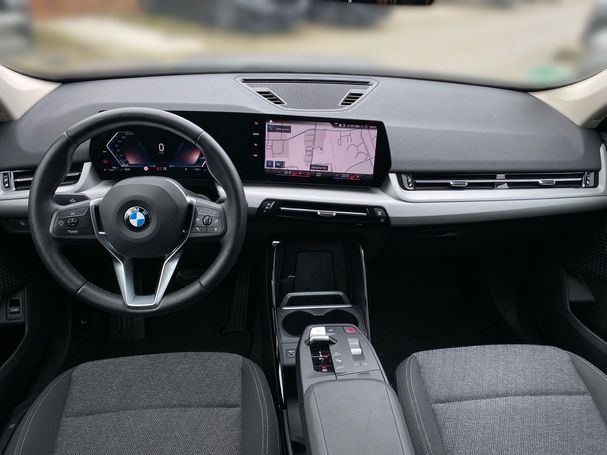 BMW X1 sDrive18i 100 kW image number 3