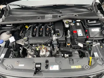 Car image 36