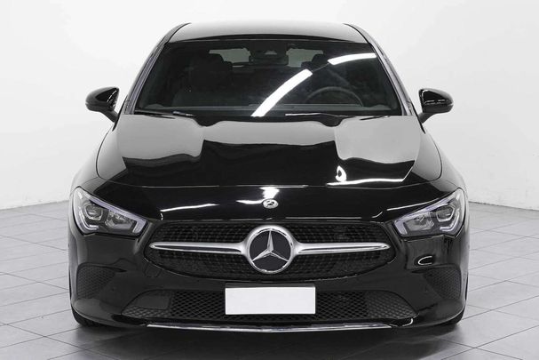 Mercedes-Benz CLA 200 Shooting Brake 110 kW image number 2