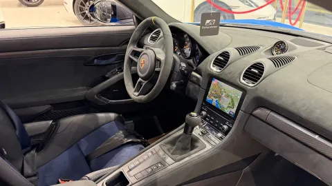 Car image 49