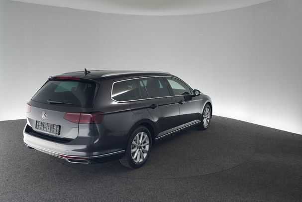 Volkswagen Passat Variant 2.0 TDI Elegance DSG 110 kW image number 3