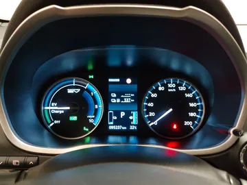 Car image 21