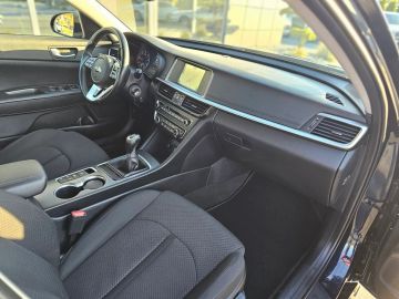 Car image 31