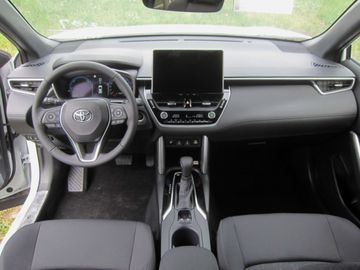 Car image 8