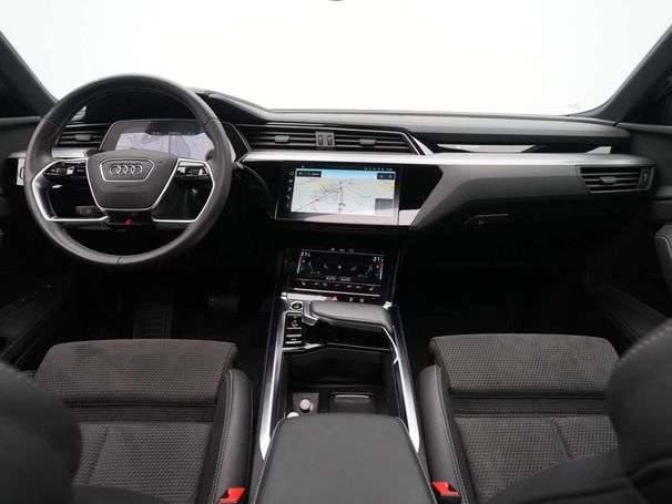 Audi e-tron 55 quattro S-line Sportback 300 kW image number 17