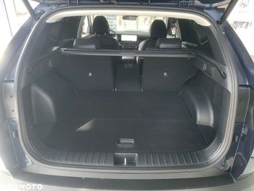 Car image 36