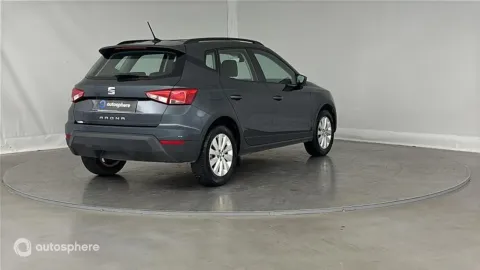 Car image 5