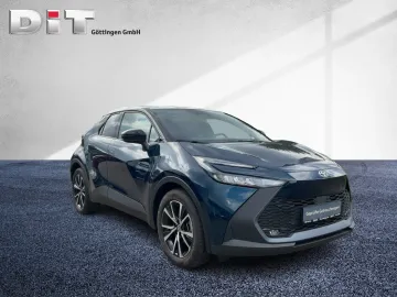 Car image 3