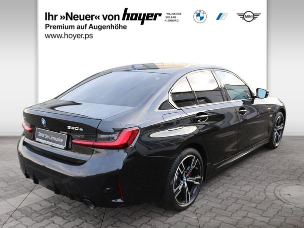 BMW 330 e M Sportpaket xDrive 215 kW image number 3