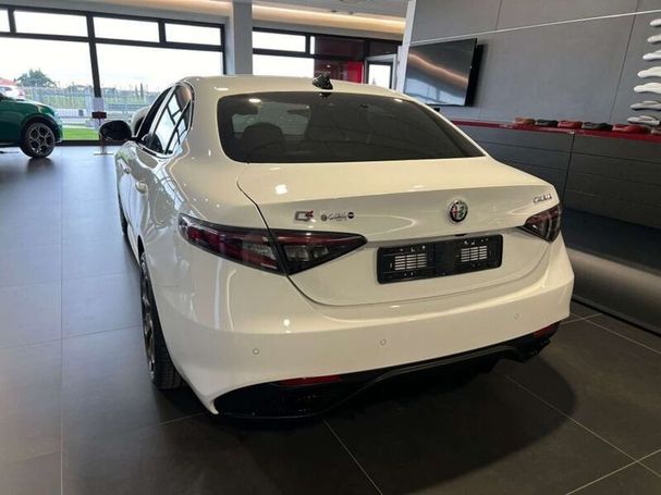 Alfa Romeo Giulia 2.2 Q4 154 kW image number 4