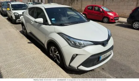 Car image 2