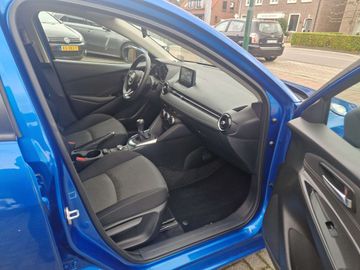 Car image 22