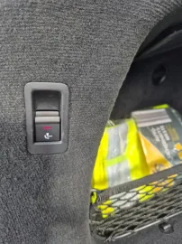 Car image 46