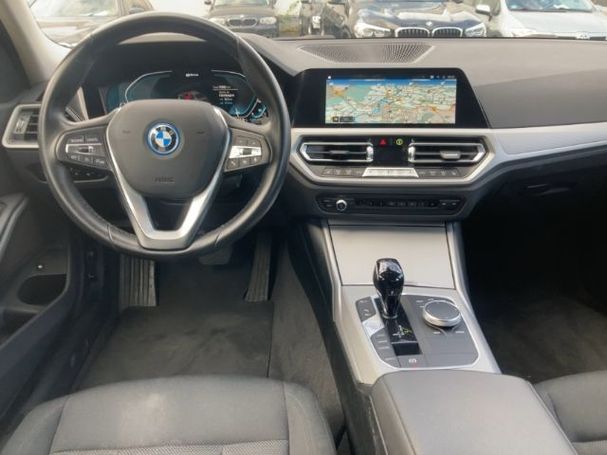 BMW 320 e 150 kW image number 7