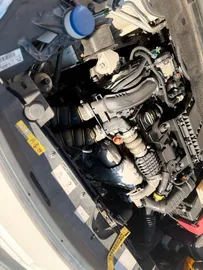 Car image 24