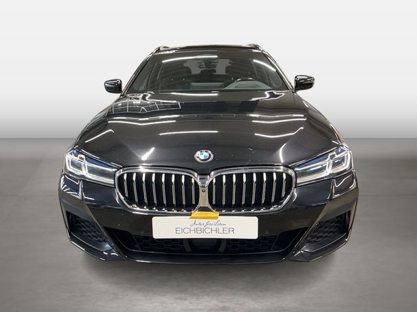 BMW 520d Touring xDrive 140 kW image number 2