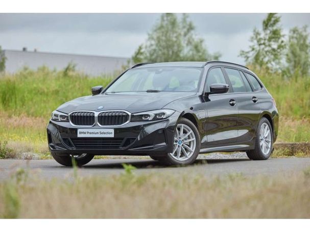 BMW 320e Touring 150 kW image number 1