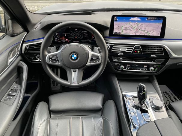 BMW 530d Touring xDrive 210 kW image number 5